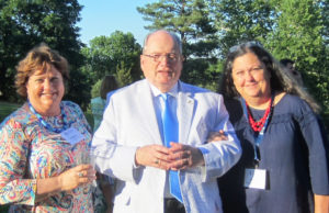 Dr. Mahoney fondly referred to Kathye Baldwin Geary '77 (left) and Kathy Diehl Hartman '77 (right) as "the two Kathys." Here, he poses with them for a picture at their 40th Reunion Weekend. Photo courtesy of Kathye Baldwin Geary.