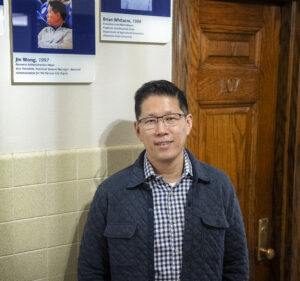 A member of the inaugural Alumni of Distinction class, Jin Wong '97 was recently named assistant general manager of the Chicago White Sox after 24 years with the Kansas City Royals. He visited UMW this month to speak with business administration students, student-athletes, the baseball team, and alumni. Photo by Tom Rothenberg.