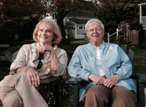 Lynne Gourley Farrell '62 and Judy Gourley Kamishlian '59.