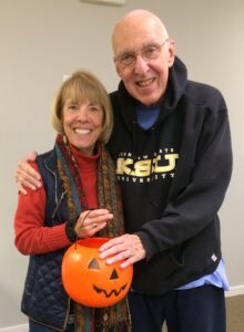 Susan Liebenow '71 on a visit with Marshall Bowen after his retirement. She later established the Marshall E. Bowen Scholarship in her former professor's name. Photo courtesy of Susan Liebenow.