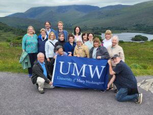 Jan (bottom left) with Professor of English Gary Richards (bottom right) and a group of Mary Washington alumni during an On the Road trip to Ireland in 2024.