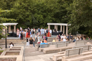 Alumni gather at Heslep Amphitheatre.